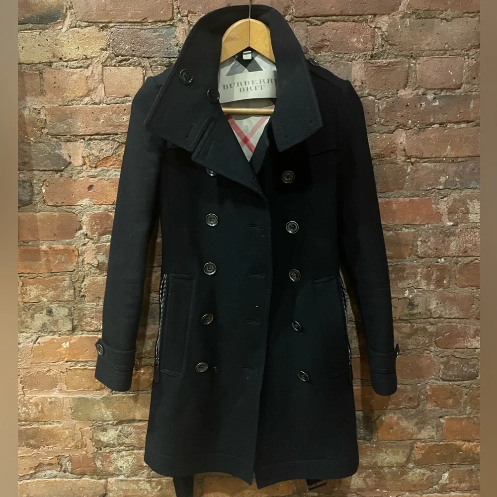 Burberry Black Double-Breasted Trench Coat with Belt - Picture 2 of 8